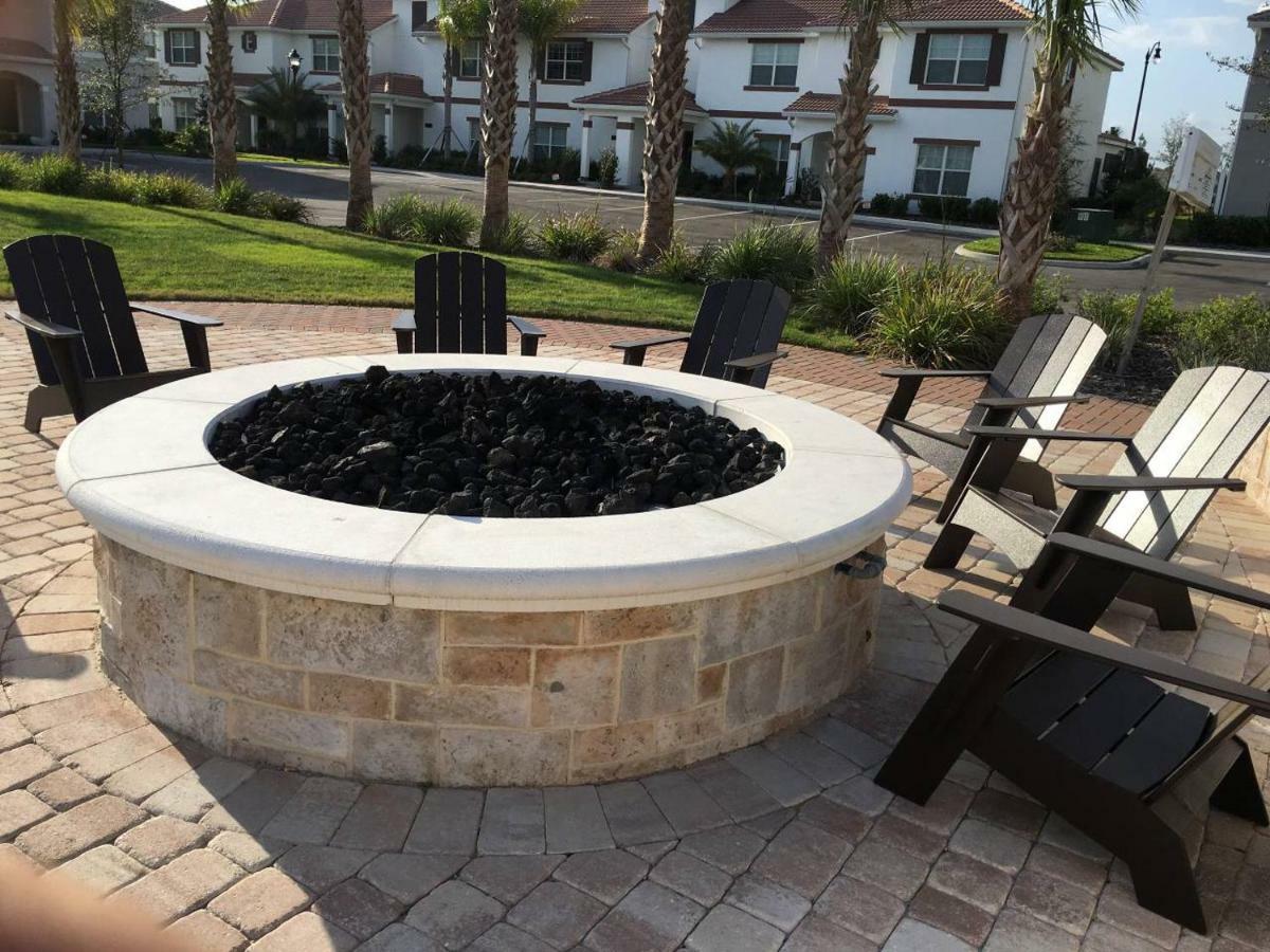 Casa de férias A - New 4 Bedroom - 5 Miles To - Free Water Park - Private Pool *
