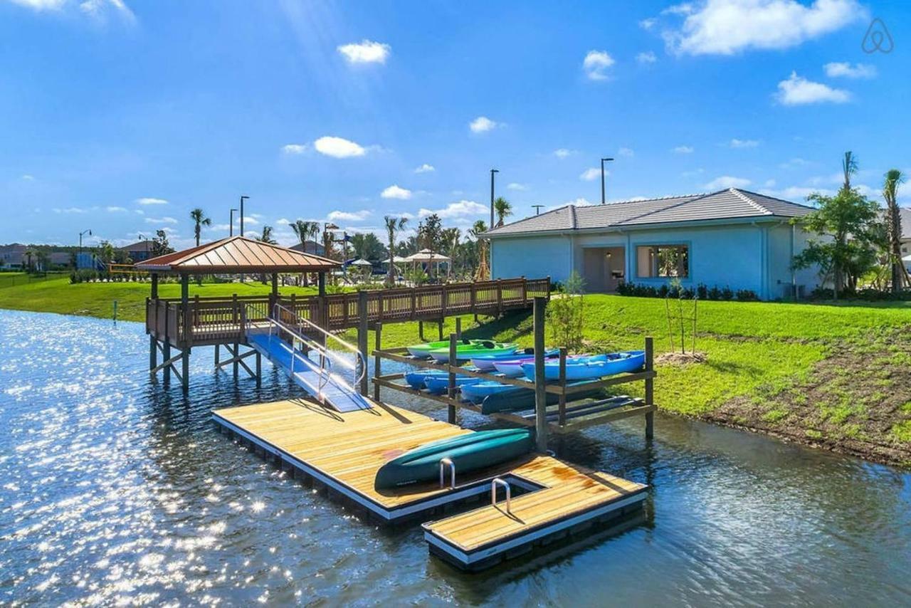 A - New 4 Bedroom - 5 Miles To - Free Water Park - Private Pool * Kissimmee