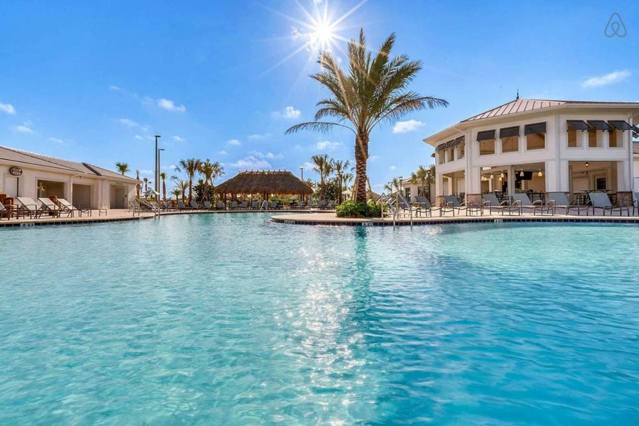 Casa de férias A - New 4 Bedroom - 5 Miles To - Free Water Park - Private Pool Kissimmee