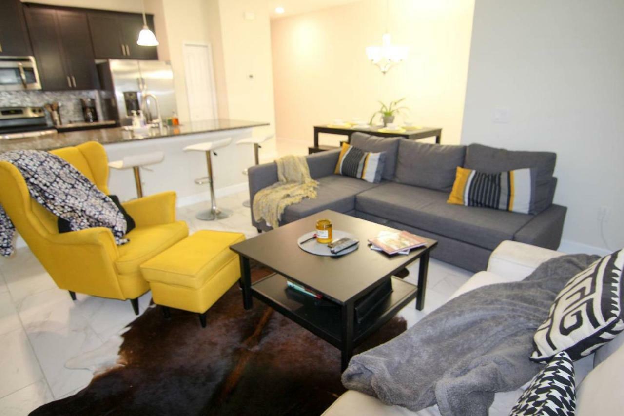 Casa de férias A - New 4 Bedroom - 5 Miles To - Free Water Park - Private Pool